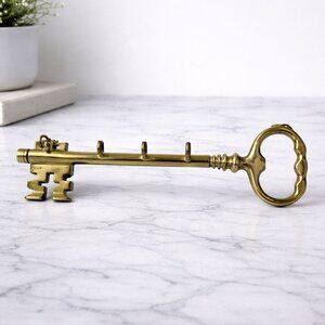 Vintage Brass Skeleton Key Wall Hook Rack 4 Hooks Key Holder Jewelry Hanger
